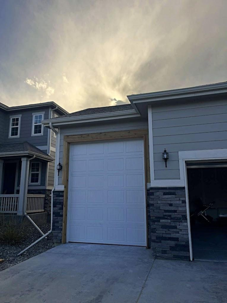C & M Garage Doors