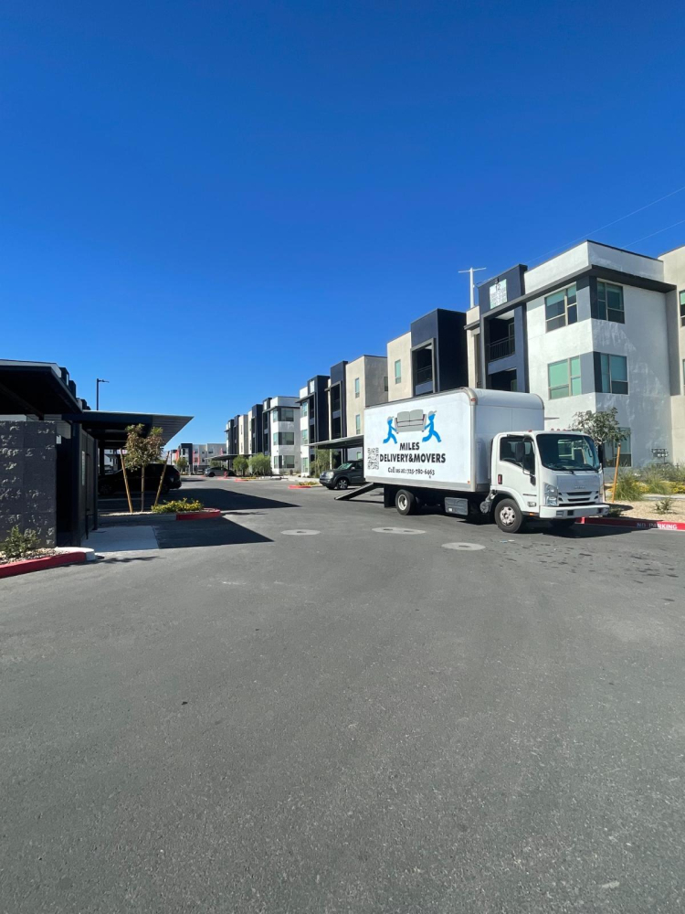 Miles Delivery & Movers