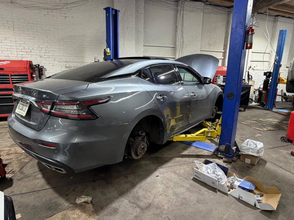 8 Cylinders Auto Repair